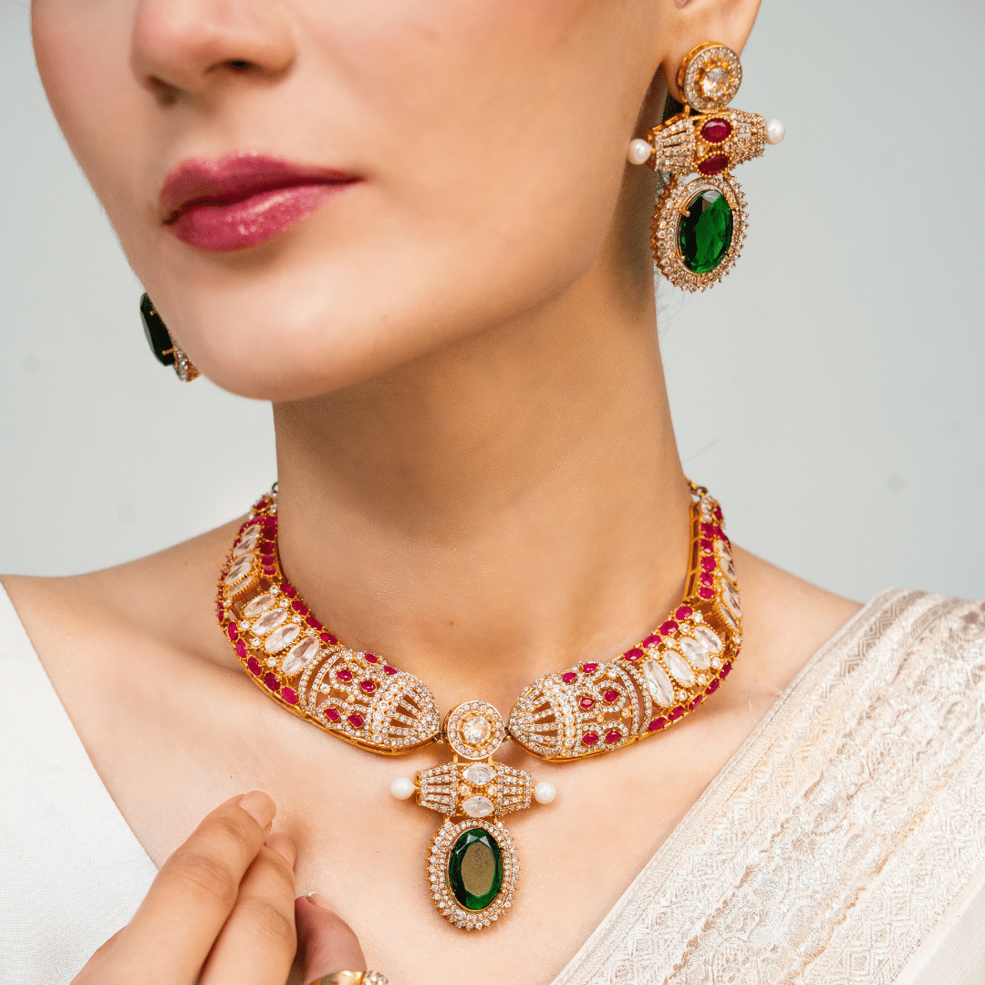 The Victorian Collar