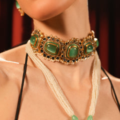 The Mint Monarch choker