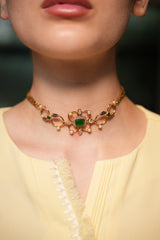 Zira Choker