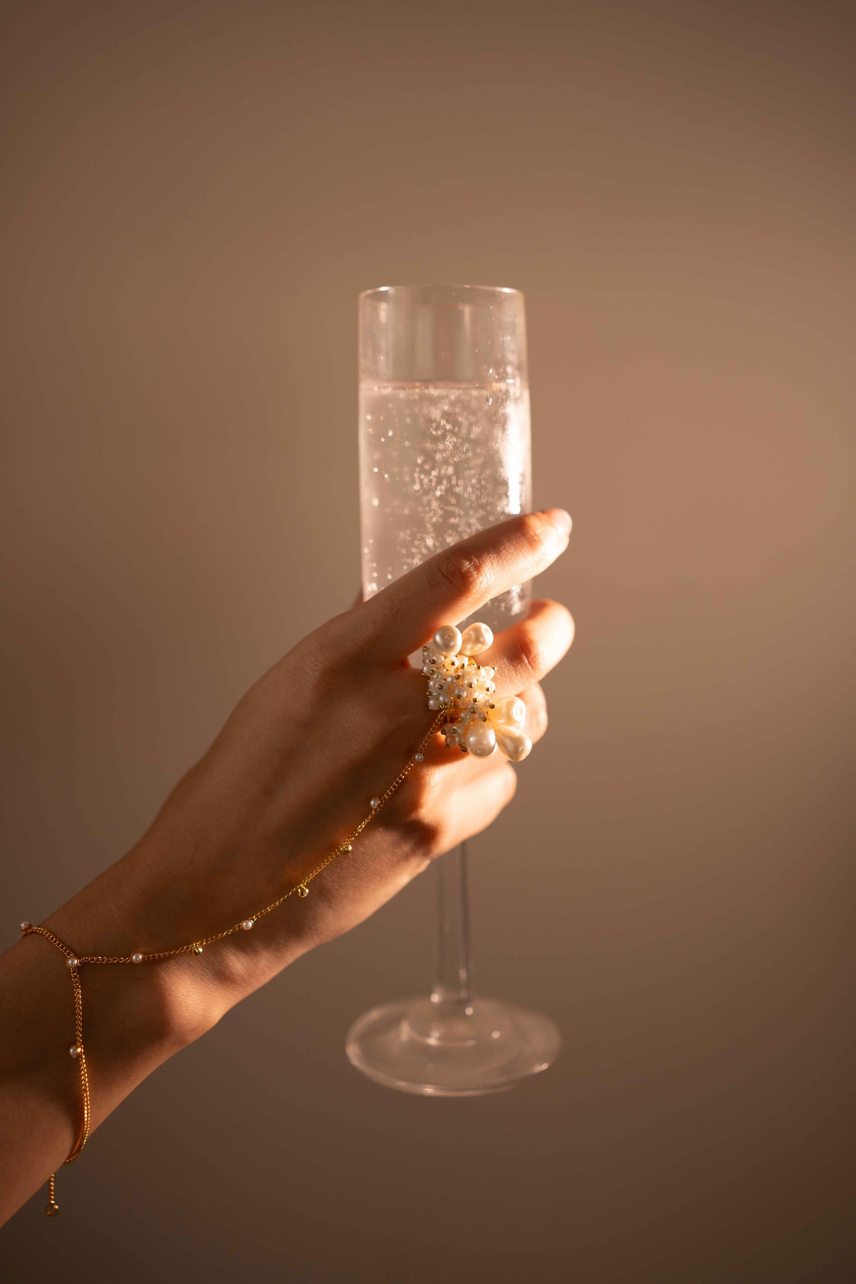 Ocean Kiss Hand Chain