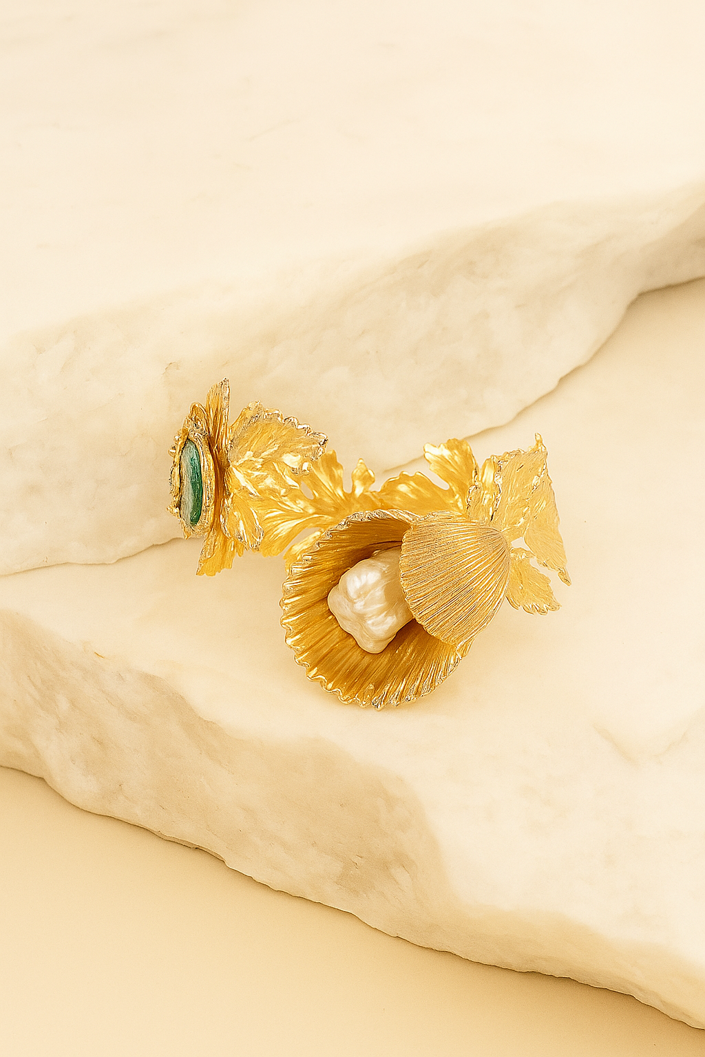 Sea Shell Hand Cuff